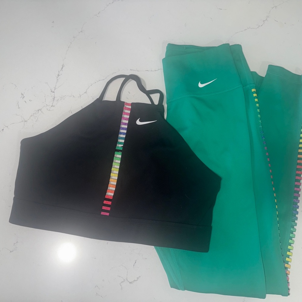 Nike Sports Bra and Green Leggings Set